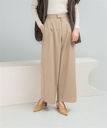 UR TECH 發熱直筒褲