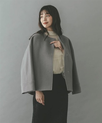義大利毛料無領短版大衣