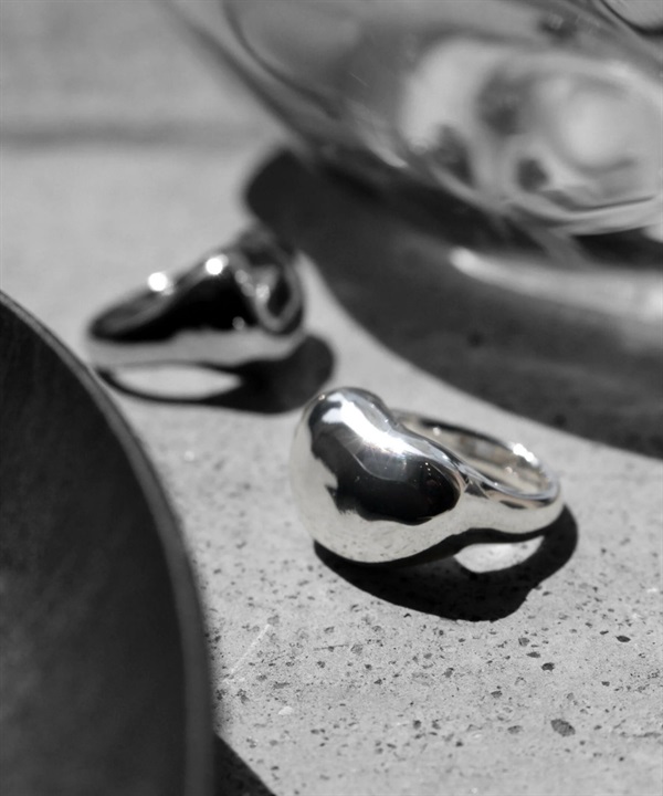 Soierie / Drop pinky ring