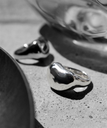 Soierie / Drop pinky ring