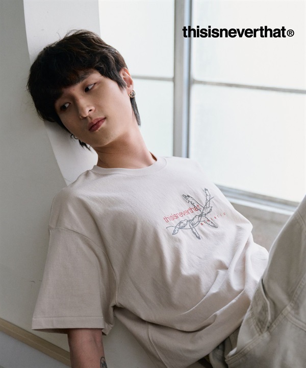 thisisneverthat / Stitched Birds Tee