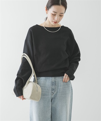 不收邊短版休閒上衣