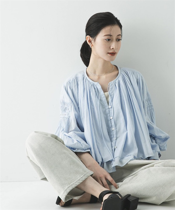 棉質巴里紗碎褶短版罩衫