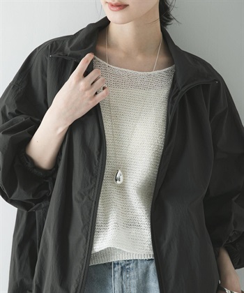 防潑水尼龍碎褶夾克