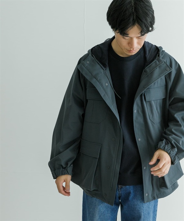 【彈性/抗皺】UR TECH 連帽登山外套