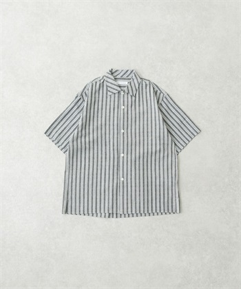 開領條紋襯衫