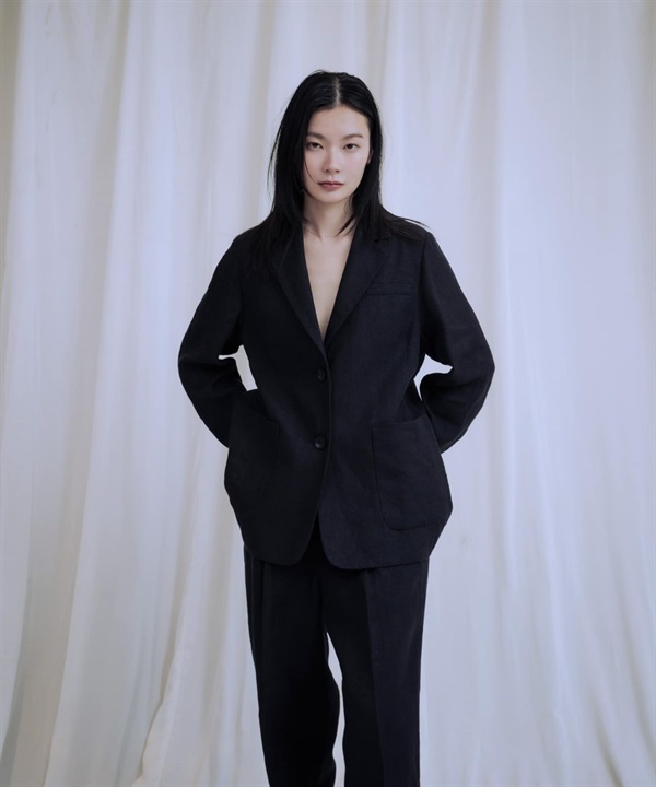 new basic 亞麻西裝外套
