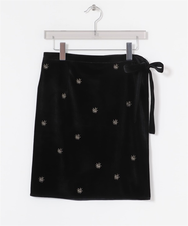 絲絨刺繡圍裹裙(黑色-FREE-BLACK)