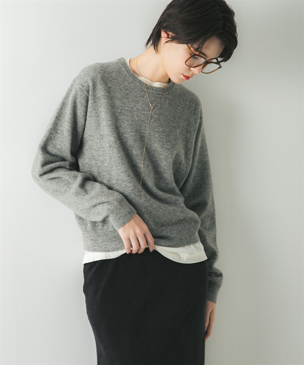 純羊毛圓領柔軟針織衫