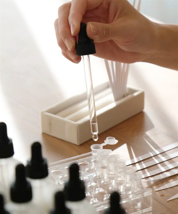 【現場實作報名】MIX LAB x URBAN RESEARCH DOORS 香水調香工作坊(7/12 Sun.-13:30-15:00)