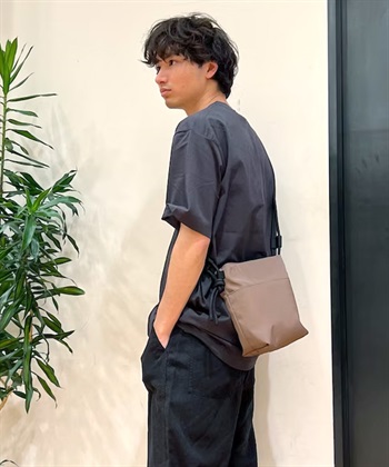 防潑水尼龍圓繩小肩背包