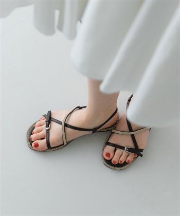 鑽飾細帶涼鞋