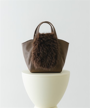 絨毛掀蓋設計手提包