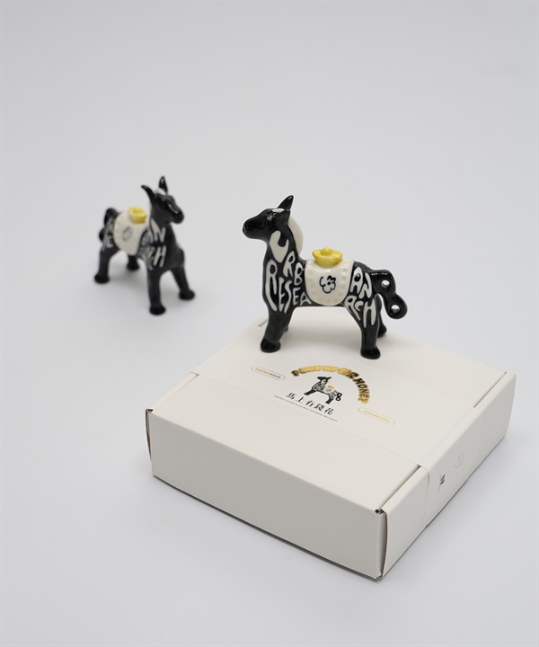 URBAN RESEARCH馬上有錢花陶器