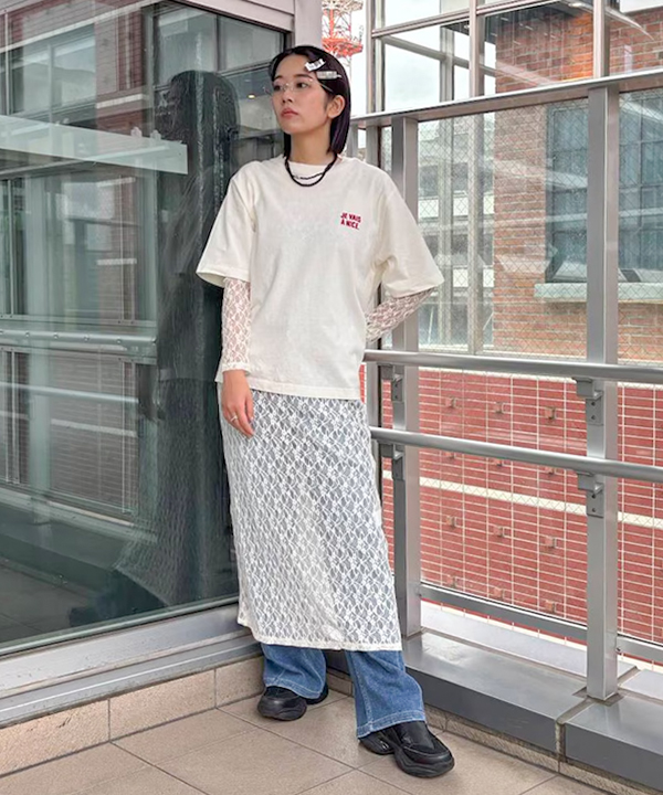 彈性蕾絲洋裝