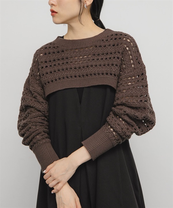 鏤空織紋短版針織衫