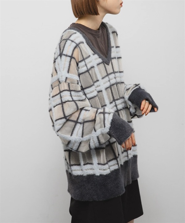 透膚格紋羽毛紗針織衫