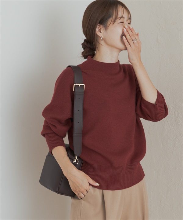瓶型領針織衫