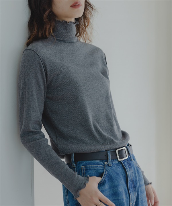 UR TECH 蓄熱高領捲邊套衫