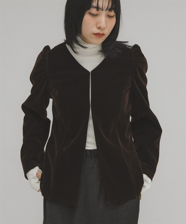 泡泡袖絲絨罩衫