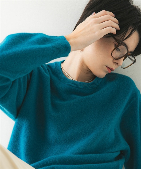純羊毛圓領柔軟針織衫