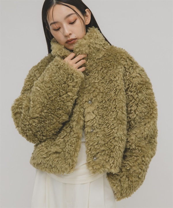 立體感絨毛夾克