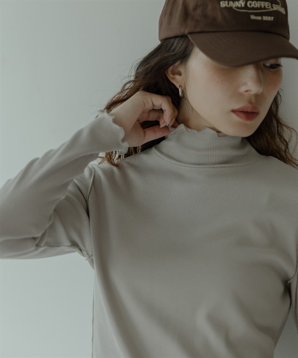 UR TECH 蓄熱高領捲邊套衫