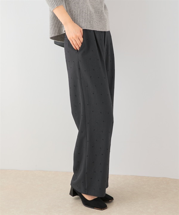 F by ROSSO 愛心刺繡打褶寬褲