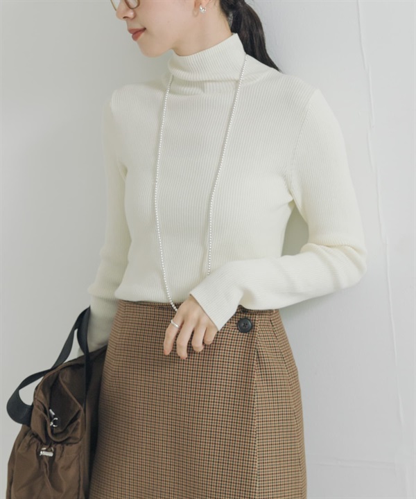 UR TECH 高領羅紋針織衫