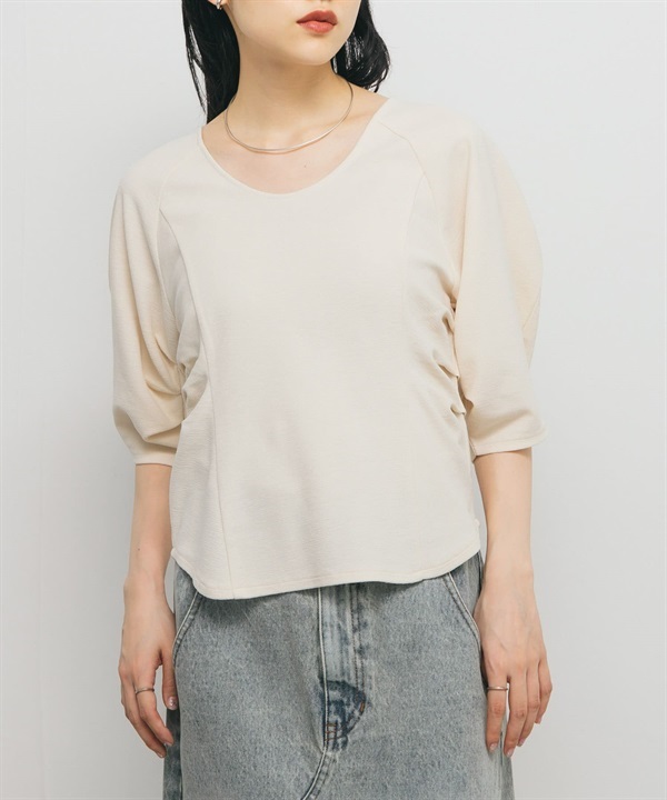 U領圈圈紗上衣