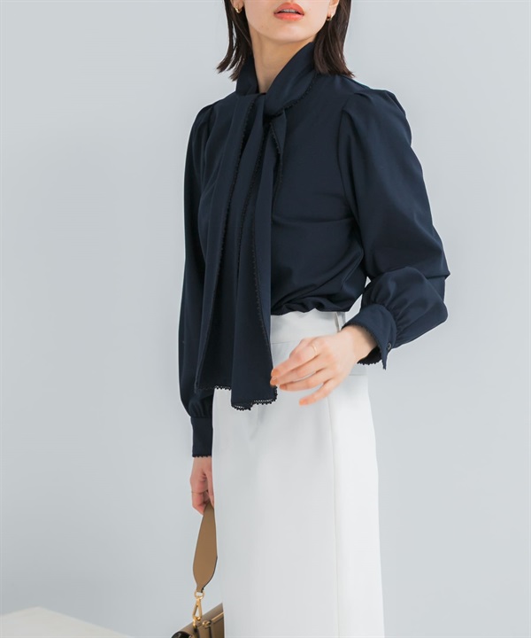 花邊領結罩衫