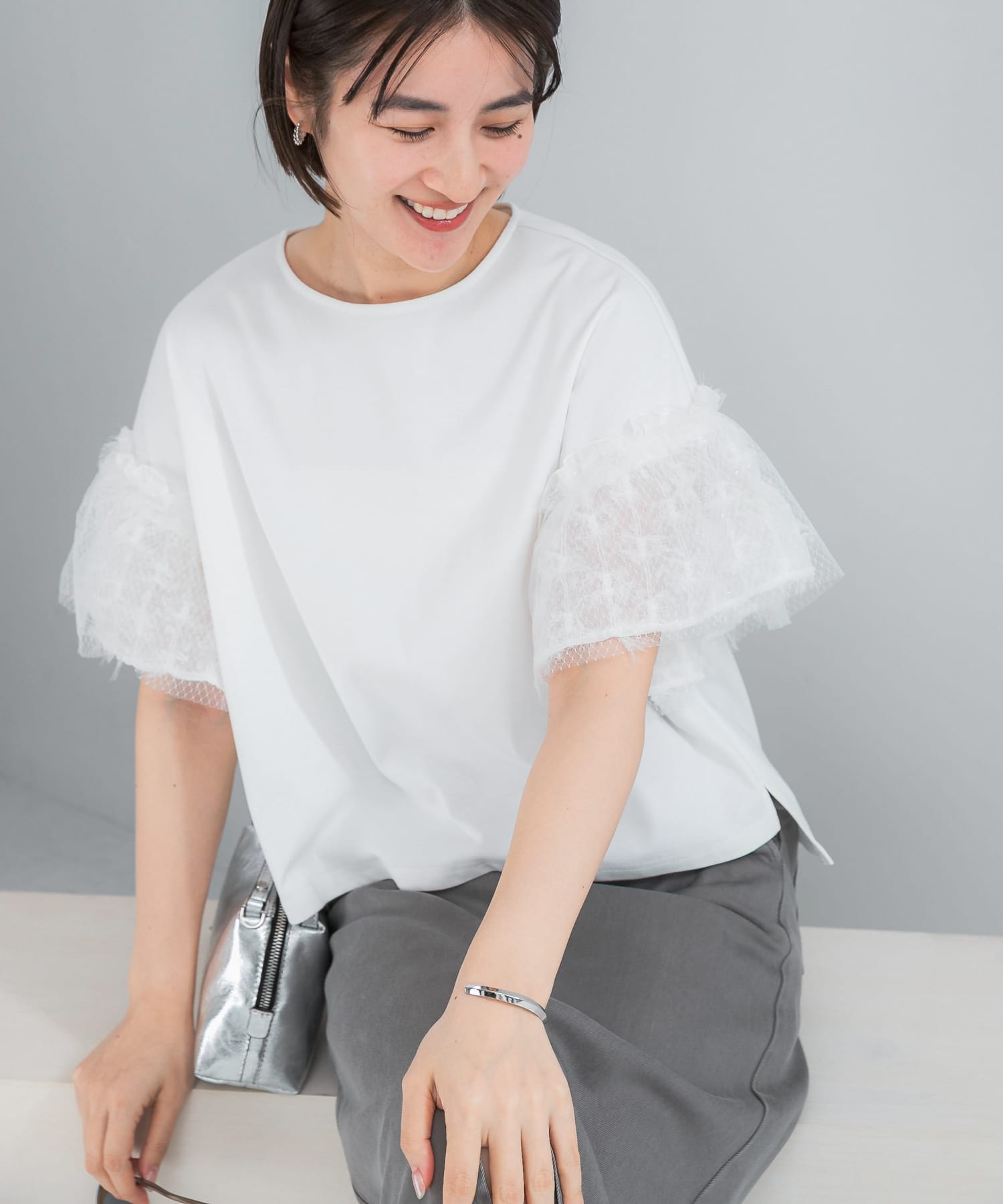 薄紗拼接T恤罩衫