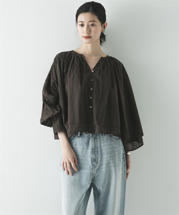 棉質巴里紗碎褶短版罩衫