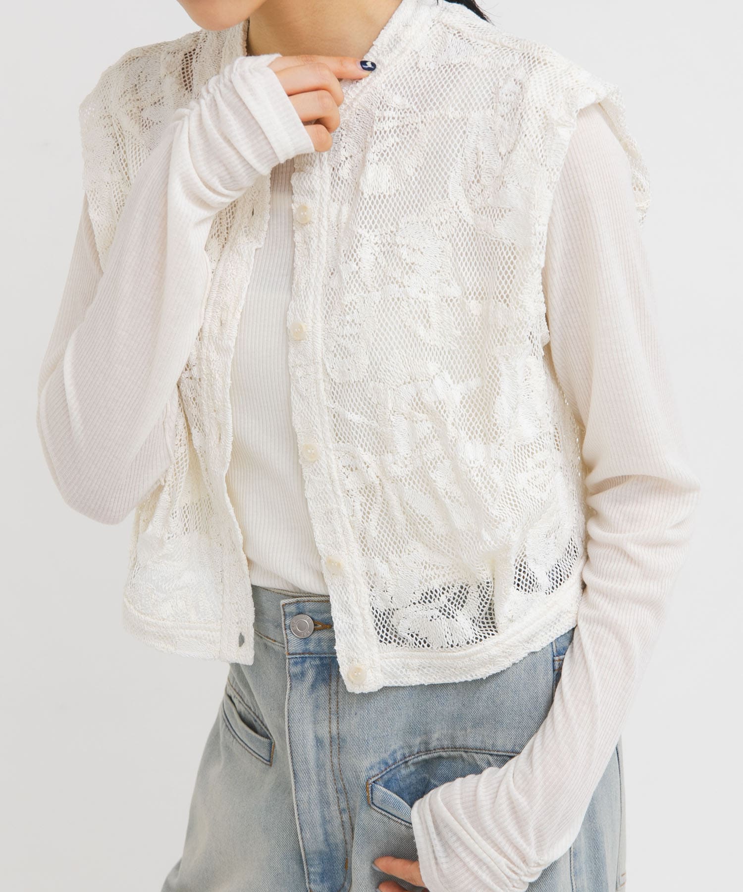 巴登蕾絲短版襯衫