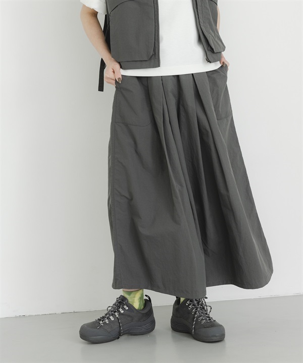 EKAL / UR TECH 尼龍寬褲