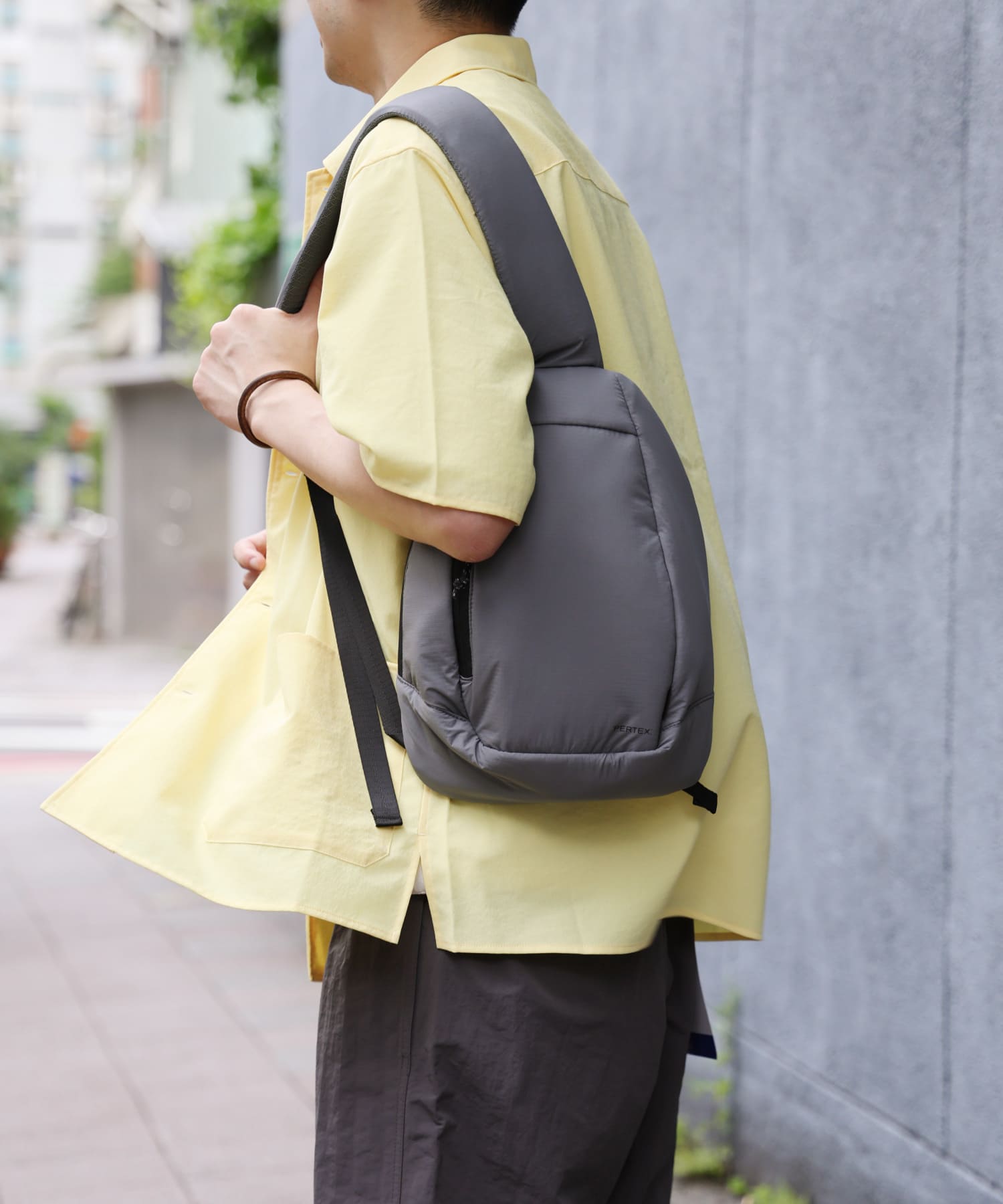 LOOK2 戶外遊玩穿搭照 2